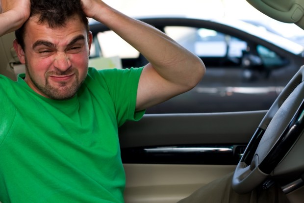 ¡Pon atención en tu coche! Estos ruidos alertan de una posible avería en el sistema